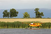Aviation Photography Piper on Floats - EAA Seaplane base photograph Brian Matz